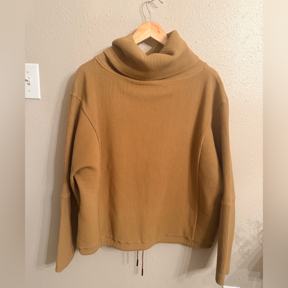 Varley Mustard Ribbed Sweatshirt - Picture 4 of 10